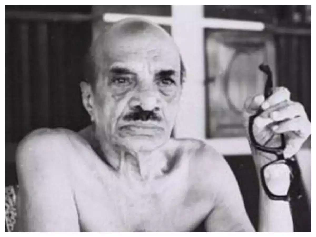 ബഷീറിനും വാഴകുന്നത്തിനും ഗുരുവന്ദനമൊരുക്കി പ്രദീപ് ഹൂഡിനോ, calicut news, vakkom muhammad basheer, pradeep hudino, calicut news, kozhikode news, calicut press club, kozhikode press club, calicut reporters