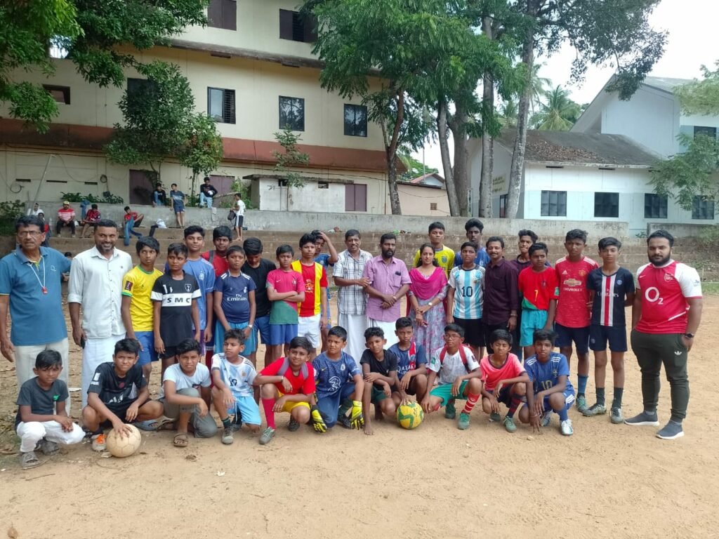 നായനാര്‍ സ്‌പോര്‍ട്‌സ് അക്കാദമിയുടെ ഫുട്‌ബോള്‍ ക്യാമ്പ് ആരംഭിച്ചു, kozhikode football camp, kozhikode football coaching center, kozhikode football, ganapath school