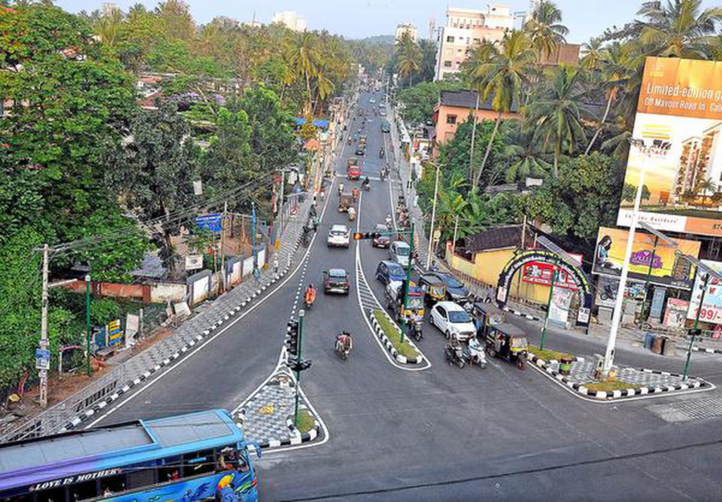 കോഴിക്കോട്‌ ജില്ലയിലെ പൊതുമരാമത്ത് പ്രവൃത്തികൾക്ക് 12.6 കോടി രൂപ അനുവദിച്ചു