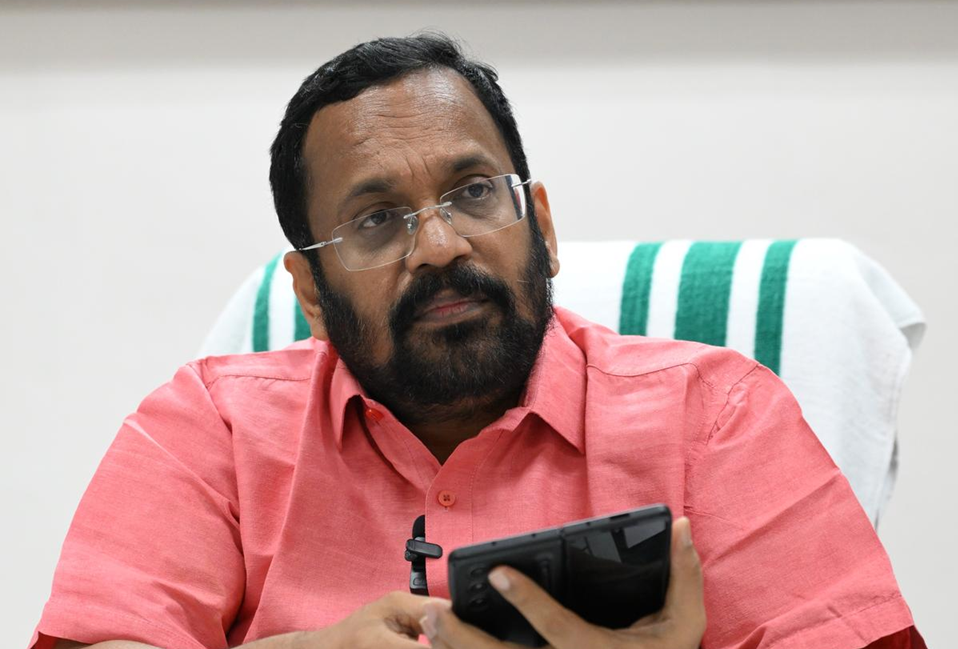 മലബാറിലെ നി.കെ ഭൂമി പ്രശ്നം പരിഹരിക്കുവാന്‍ സര്‍ക്കാര്‍ ഉത്തരവിറങ്ങി: കെ. രാജന്‍ Malabar land issues Kerala Land disputes in Malabar Malabar tenancy act Kerala land reform act Malabar Malabar land rights Malabar tenancy system Jenmi-Kudiyan system Kerala Feudal land system Malabar Pre-independence land issues Malabar British land revenue system Malabar Malabar Tenancy Act 1929 Kerala Land Reforms Act Malabar Land ceiling act Malabar Tenant protection laws Kerala Malabar land ownership laws Land issues in Kozhikode Land disputes in Kannur Malappuram land problems Wayanad land ownership issues Kasaragod land disputes Encroachment issues Malabar Illegal land occupation Kerala Malabar waqf land disputes Forest land issues Malabar Government land encroachment Malabar Puramboke land issues Kerala Land title verification Malabar Pattaya issues Kerala Land records Malabar Survey settlement Malabar Mutation of land records Kerala Land dispute lawyers Malabar Revenue court cases Kerala Land tribunal Kerala Malabar land litigation Property dispute resolution Kerala Farmer land rights Malabar Tribal land issues Kerala Adivasi land rights Wayanad Settler vs native land disputes Current land disputes in Malabar Land mafia Kerala Fake land documents Malabar Land grabbing cases Kerala Hill area land issues Wayanad How to resolve land disputes in Malabar Malabar tenancy act benefits History of land reforms in Malabar Steps to verify land ownership in Kerala Common land problems in North Kerala Legal remedies for land disputes in Malabar Land reforms in North Kerala Government intervention land issues Malabar Kerala land tribunal cases Revenue department Kerala land issues Land purchase issues in Malabar Property verification Kerala Safe land buying tips Malabar Land title clearance Kerala Malabar agrarian history Colonial land policies Kerala Socio-economic impact land reforms Malabar Malabar land revenue system calicut reporter, calicutreporter.com, calicutreporterdotcom