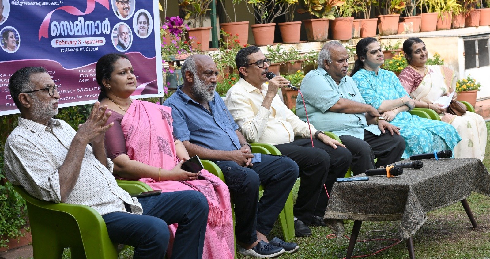 കേരളത്തില്‍ 20 വര്‍ഷത്തിനിടയില്‍ സ്തനാര്‍ബുദം 300 മടങ്ങ് വര്‍ധിച്ചു, Kozhikode news Calicut news Kozhikode latest news Calicut news today Kozhikode breaking news കോഴിക്കോട് വാർത്തകൾ, Kozhikode today news, Latest news from Kozhikode today Kozhikode district news Calicut Kerala news Kozhikode crime news Kozhikode politics news Kozhikode weather news Kozhikode accident news PV Anvar Kozhikode, Kozhikode Medical College news, Beypore Kozhikode news, News in Kozhikode Kozhikode local news Calicut local news Kozhikode headlines today Breaking news Kozhikode Kerala Kozhikode Malayalam news, Kozhikode news Malayalam Calicut varthakal Kozhikode samachar Latest Kozhikode varthakal, പ്രതീക്ഷയുടെ ആഭിമുഖ്യത്തില്‍ അറിവുണ്ട്, പക്ഷേ ആരോഗ്യമുണ്ടൊ?,കേരളത്തിലെ കാന്‍സര്‍ വ്യാപനം തിരിച്ചറിയേണ്ടവ'' എന്ന വിഷയത്തെ അധികരിച്ച് ഹോട്ടല്‍ അളകാപുരിയില്‍ നടന്ന സെമിനാറില്‍ ഡോ. നാരായണന്‍ കുട്ടി വാര്യര്‍ സംസാരിക്കുന്നു