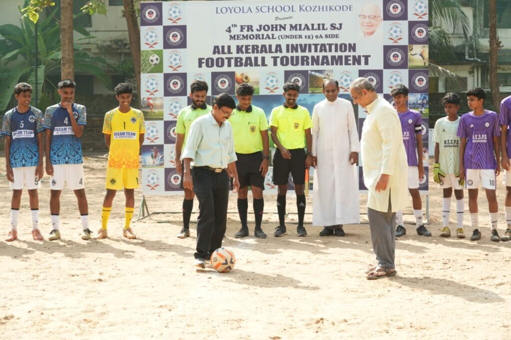ഫാ. ജോൺ മിയാലിൽ സ്മാരക അണ്ടർ-15 അഖില കേരള ഫുട്ബോൾ ടൂർണമെന്റിന് തുടക്കം, Kozhikode news Calicut news Kozhikode latest news Kozhikode news today Calicut today news കോഴിക്കോട് വാർത്തകൾ, Latest news from Kozhikode Breaking news Kozhikode Kozhikode today headlines Kozhikode crime news Kozhikode police news Kozhikode accident news Kozhikode weather news Kozhikode local news Calicut Kerala news Kozhikode district news. Kozhikode crime Kozhikode politics Kozhikode education news Kozhikode health news Kozhikode accident today Kozhikode murder news Kozhikode fire incident Kozhikode beach news, Beypore news, Nadakkavu news / Mavoor Road news, കോഴിക്കോട് ലേറ്റസ്റ്റ് ന്യൂസ് കോഴിക്കോട് ബ്രേക്കിംഗ് ന്യൂസ് കോഴിക്കോട് ഇന്നത്തെ വാർത്തകൾ കോഴിക്കോട് ക്രൈം ന്യൂസ്,