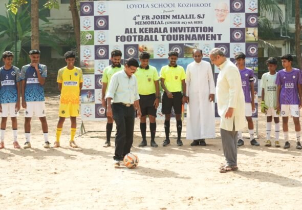 ഫാ. ജോൺ മിയാലിൽ സ്മാരക അണ്ടർ-15 അഖില കേരള ഫുട്ബോൾ ടൂർണമെന്റിന് തുടക്കം, Kozhikode news Calicut news Kozhikode latest news Kozhikode news today Calicut today news കോഴിക്കോട് വാർത്തകൾ, Latest news from Kozhikode Breaking news Kozhikode Kozhikode today headlines Kozhikode crime news Kozhikode police news Kozhikode accident news Kozhikode weather news Kozhikode local news Calicut Kerala news Kozhikode district news. Kozhikode crime Kozhikode politics Kozhikode education news Kozhikode health news Kozhikode accident today Kozhikode murder news Kozhikode fire incident Kozhikode beach news, Beypore news, Nadakkavu news / Mavoor Road news, കോഴിക്കോട് ലേറ്റസ്റ്റ് ന്യൂസ് കോഴിക്കോട് ബ്രേക്കിംഗ് ന്യൂസ് കോഴിക്കോട് ഇന്നത്തെ വാർത്തകൾ കോഴിക്കോട് ക്രൈം ന്യൂസ്,