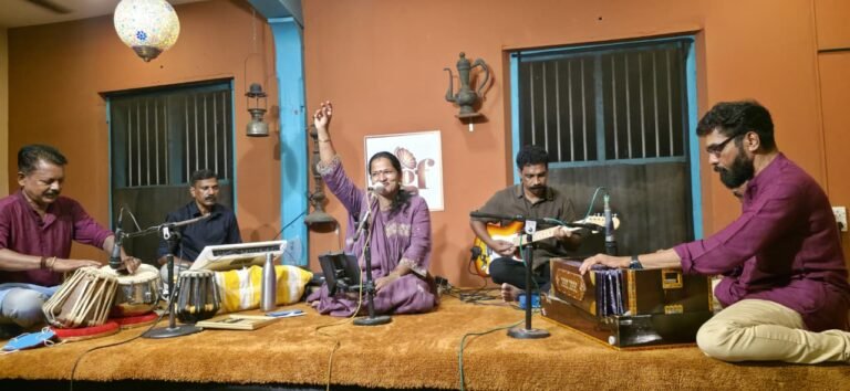 കെ ജി എഫ് മെഹ്ഫിൽ ഗാനങ്ങളവതരിപ്പിച്ചു